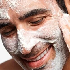 Dermalogica Daily Microfoliant Exfoliator -Beauty Bakerie Shop Duvier Applying Product to Face Daily Microfoliant Refill