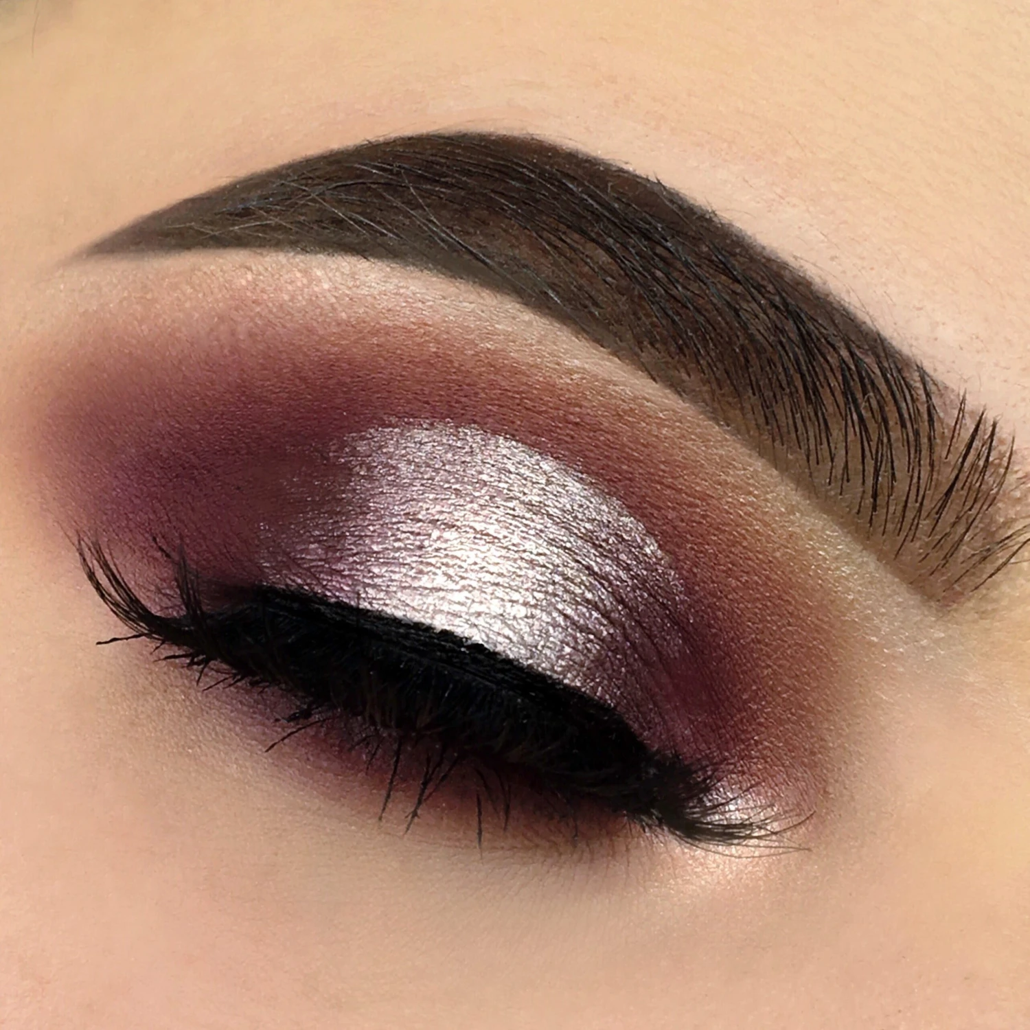 Breakfast In Bed Eyeshadow Palette 4 Breakfast In Bed Eyeshadow Palette - Image 2