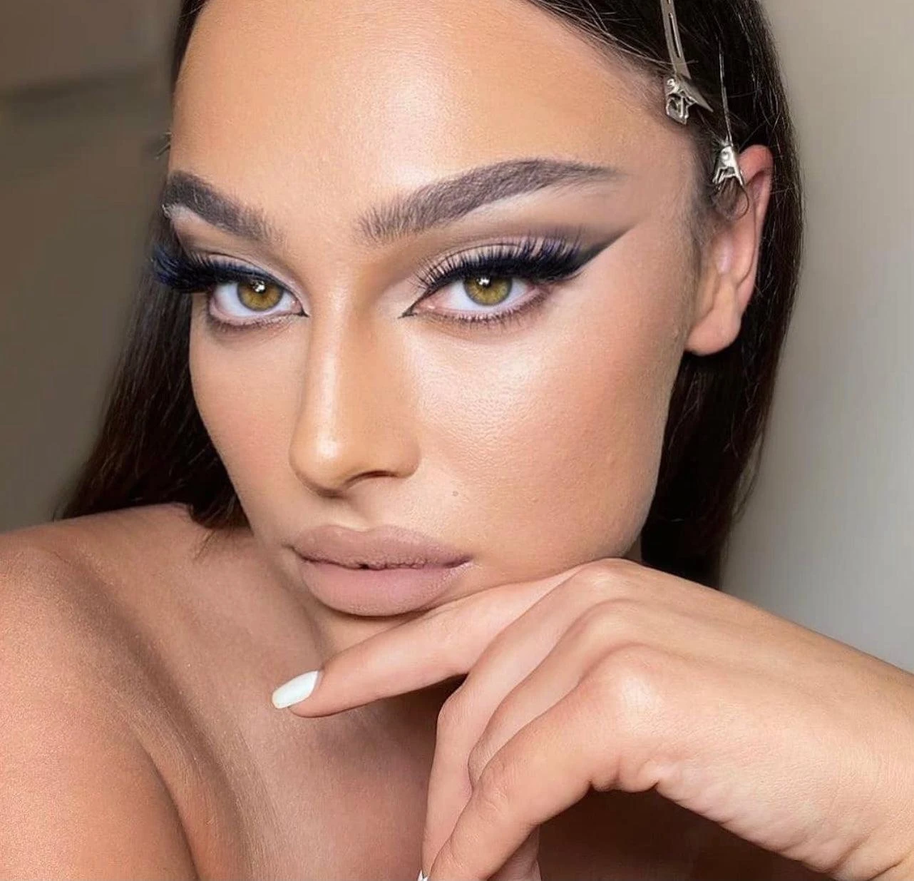 Line And Define | Eyeliner And Eyebrow Crayon 7 Line And Define | Eyeliner And Eyebrow Crayon - Image 5