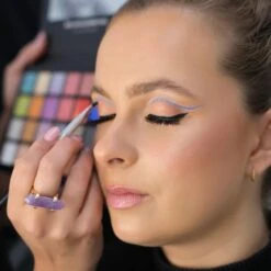 Gel Glide On | Eyeliner -Beauty Bakerie Shop Klara Cosmetics Gel Glide On eyeliner mascara intense bold rich color high pigmentation long lasting waterproof matte makeup model 2