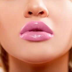 Luxe Lip Gloss -Beauty Bakerie Shop Klara Cosmetics Lip Gloss 01 rose quartz hypershine glossy pink natural long last hydration