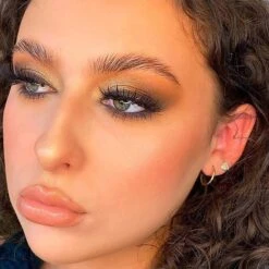 24 Shade Eyeshadow Palette - Marrakech -Beauty Bakerie Shop Klara Cosmetics Marrakech 24 eyeshadow palette professional pigmented shades looks on the model colorful shimmer matte glitter sparkle multichrome