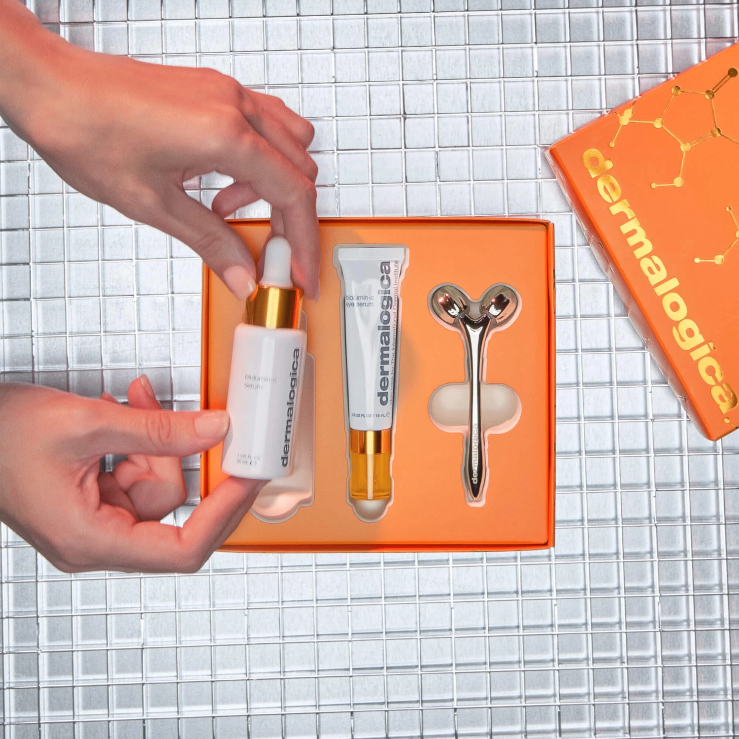 Dermalogica Brightening Kit 6 Dermalogica Brightening Kit - Image 4