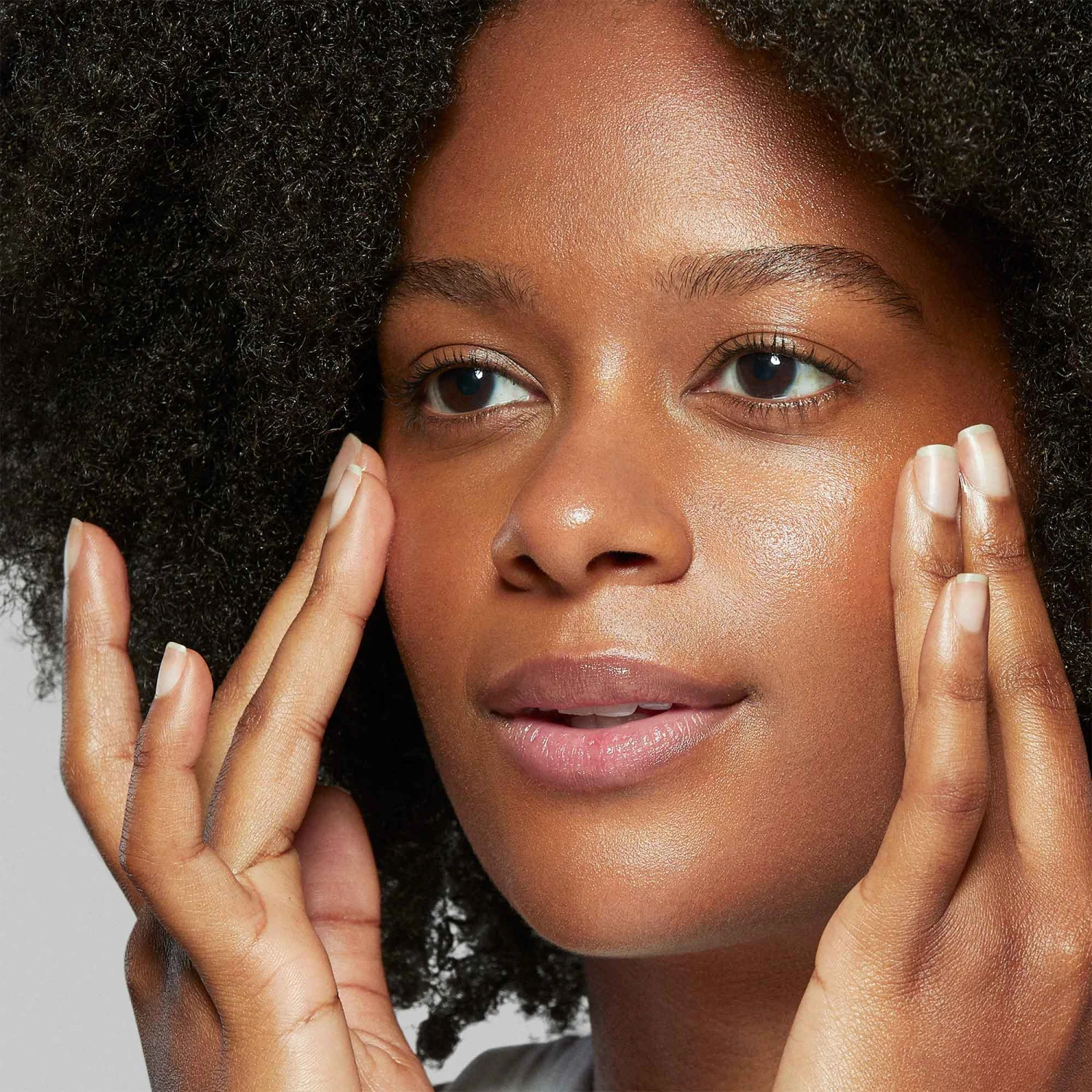 Long-Lasting Hydration Trio 5 Long-Lasting Hydration Trio - Image 3