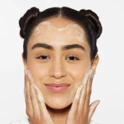 Daily Milkfoliant Travel Size -Beauty Bakerie Shop daily milkfoliant pdp 04 4a727064 62ed 41ef a086 c585d0c0754b