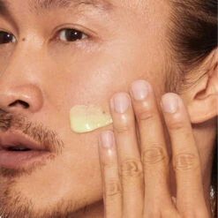 Dynamic Skin Retinol Serum -Beauty Bakerie Shop dynamic retinol serum PDPmodel01 7bb60a32 1f93 4591 b4cf 4bceb62d68db