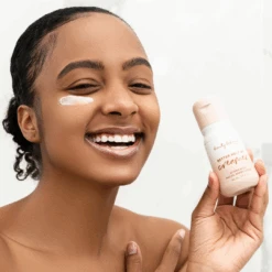 Creamer Hydra-Rich Facial Moisturizer -Beauty Bakerie Shop model2